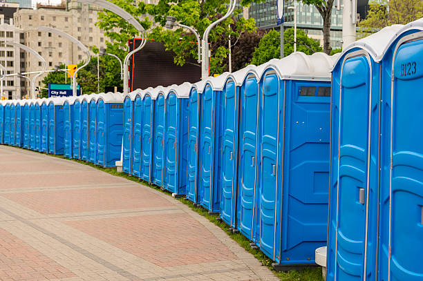 Best Standard Portable Toilet Rental  in Thornville, OH